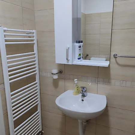 Apartment S&s